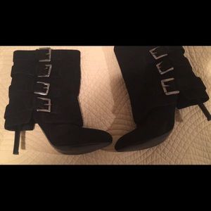 Guess suede booties